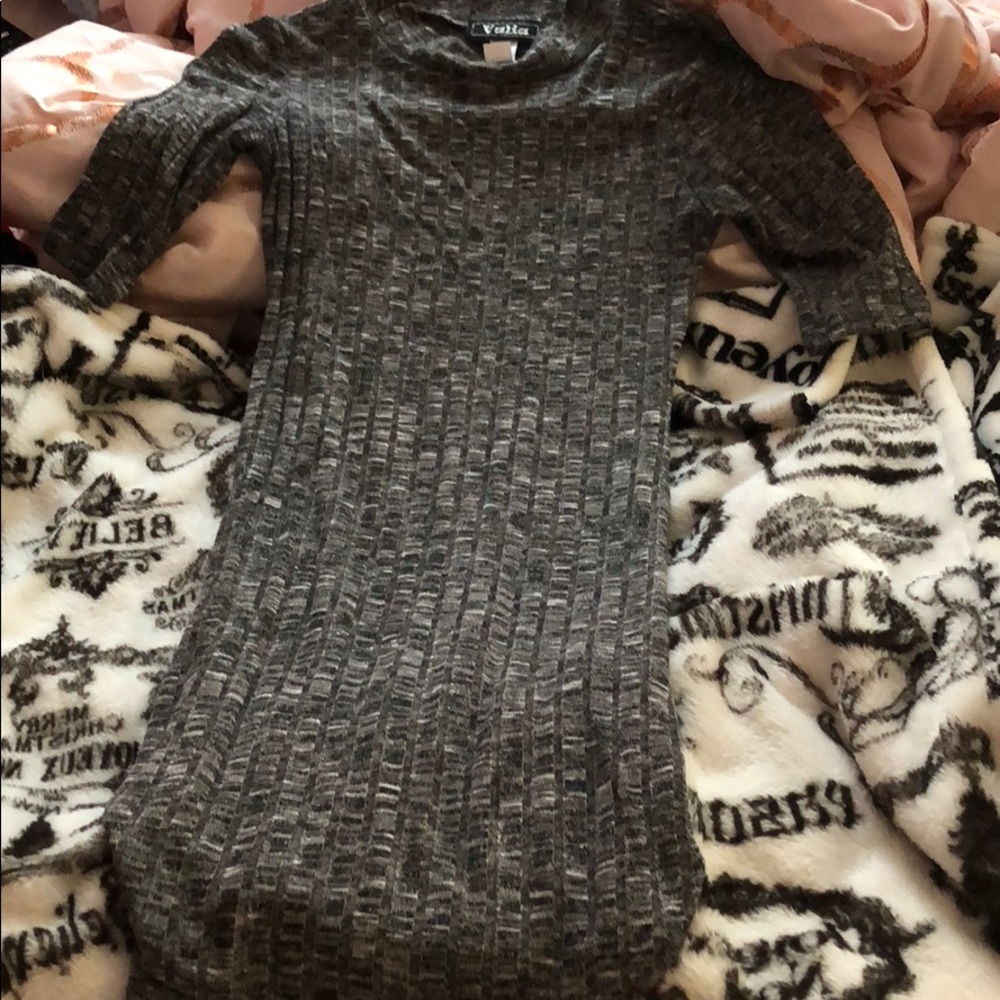 Short sweater dress